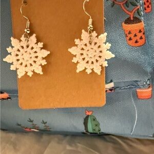 Elegant White Snowflake Earrings
